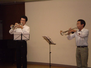 ���R���r�@�r���[�e�B�[�y�A