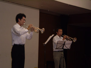 ���R���r�@�r���[�e�B�[�y�A