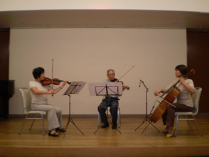 �s���L���g���I