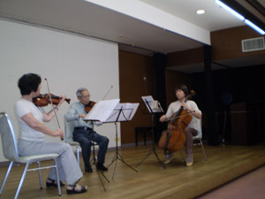 �s���L���g���I