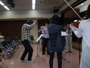 �Q����X�g�����O�X